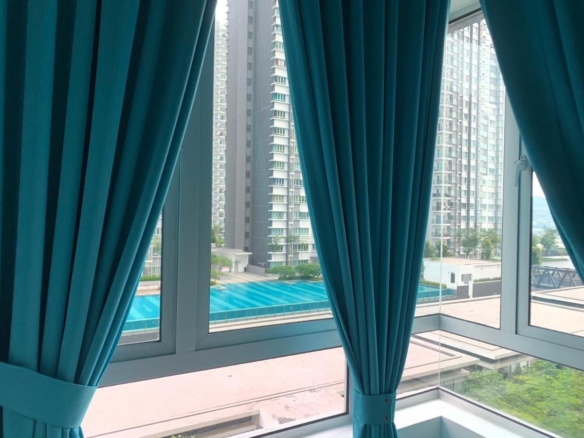 Relaxed Family Staycation, Pool View W Wifi N Netflix Bangi Kültér fotó