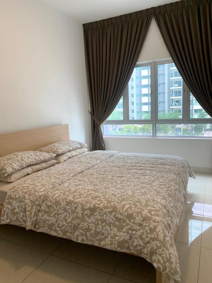 Relaxed Family Staycation, Pool View W Wifi N Netflix Bangi Kültér fotó